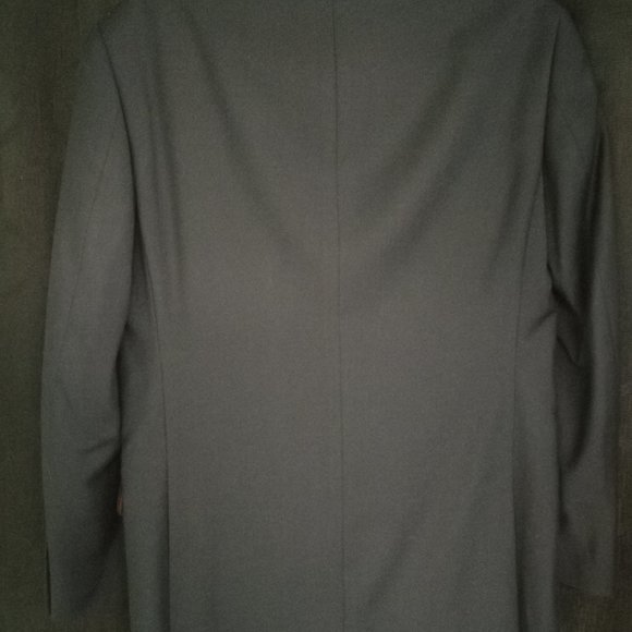 Lanfranco Men's Suit - Picture 2 of 6